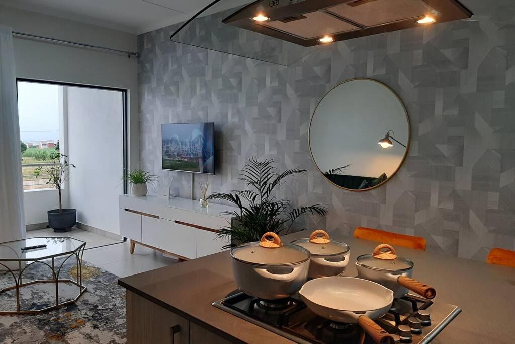 Mikeys Place On New: 2Bed2Bath No.1 With Free Wifinetflix Midrand Zewnętrze zdjęcie