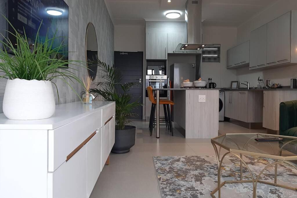 Mikeys Place On New: 2Bed2Bath No.1 With Free Wifinetflix Midrand Zewnętrze zdjęcie